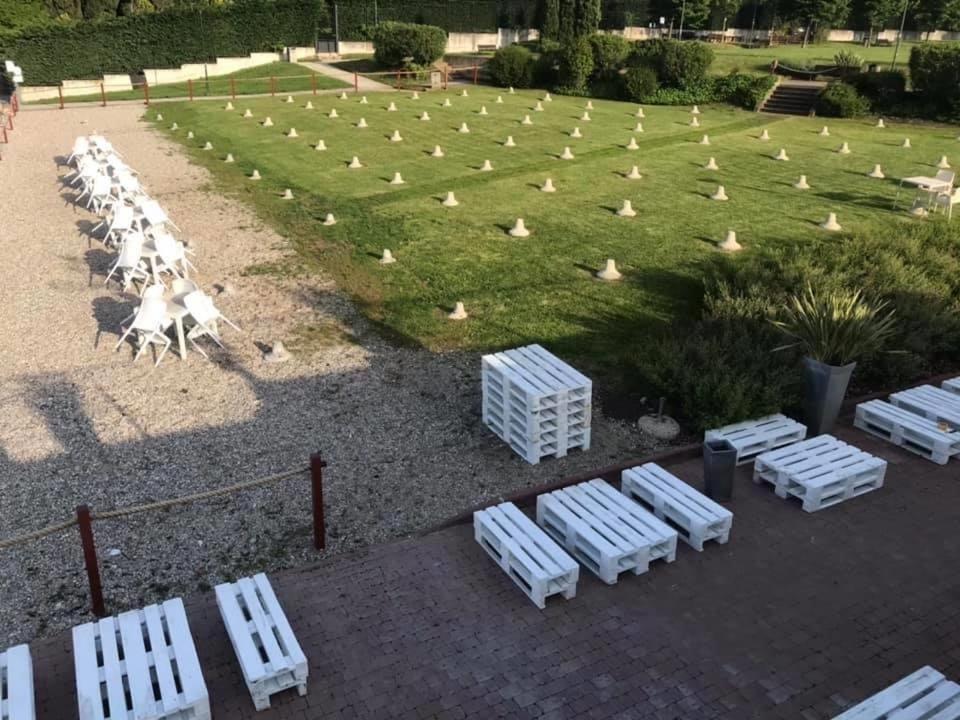 Appartamento Casa Vacanze Spiaggia D'Oro Desenzano del Garda Dış mekan fotoğraf