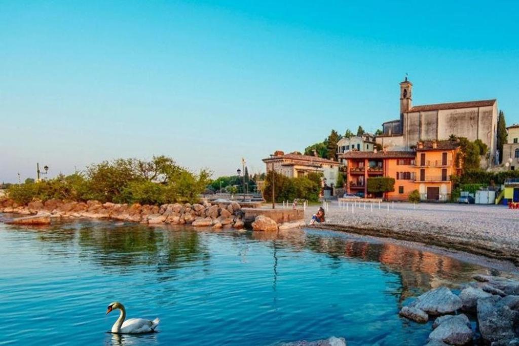 Appartamento Casa Vacanze Spiaggia D'Oro Desenzano del Garda Dış mekan fotoğraf