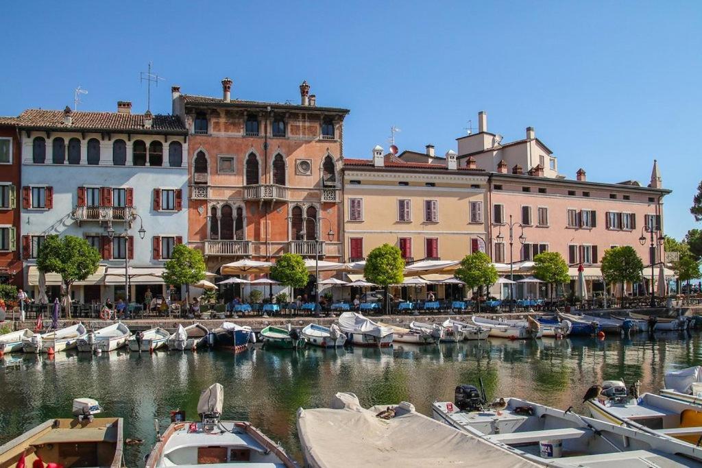 Appartamento Casa Vacanze Spiaggia D'Oro Desenzano del Garda Dış mekan fotoğraf