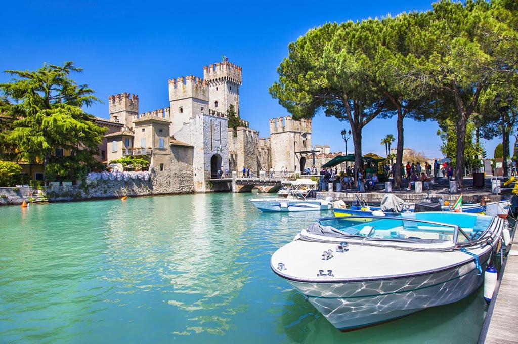 Appartamento Casa Vacanze Spiaggia D'Oro Desenzano del Garda Dış mekan fotoğraf