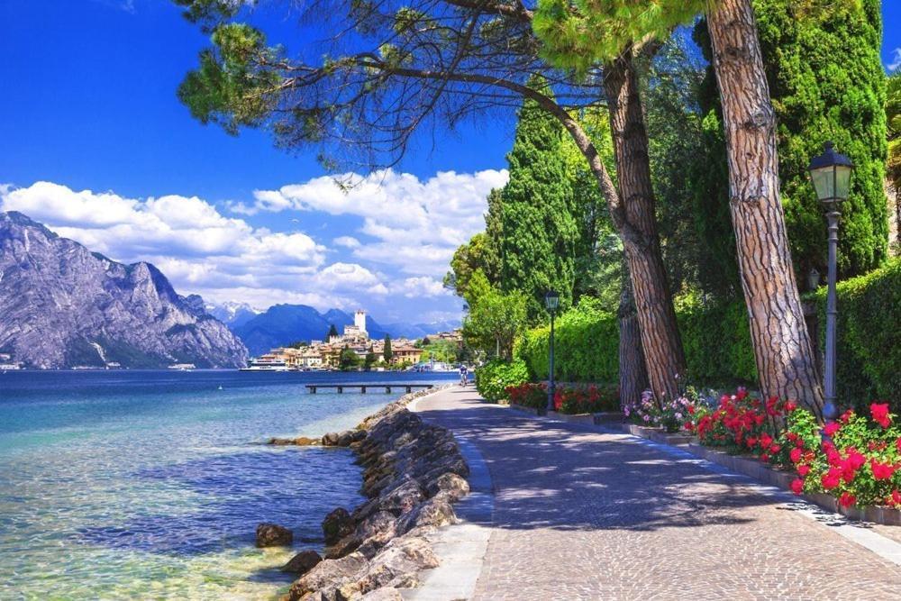 Appartamento Casa Vacanze Spiaggia D'Oro Desenzano del Garda Dış mekan fotoğraf