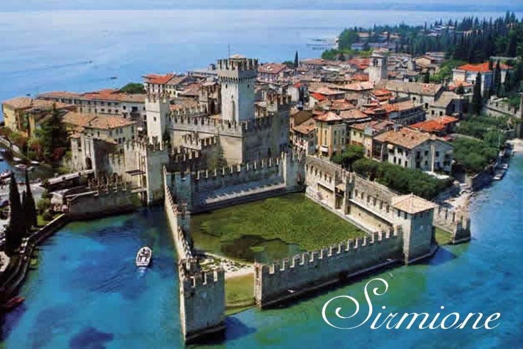 Appartamento Casa Vacanze Spiaggia D'Oro Desenzano del Garda Dış mekan fotoğraf