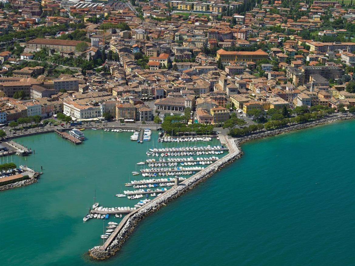 Appartamento Casa Vacanze Spiaggia D'Oro Desenzano del Garda Dış mekan fotoğraf